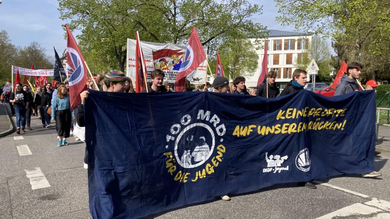 Gastro nutzt Studierende aus – Demo zum Ersten Mai in Marburg